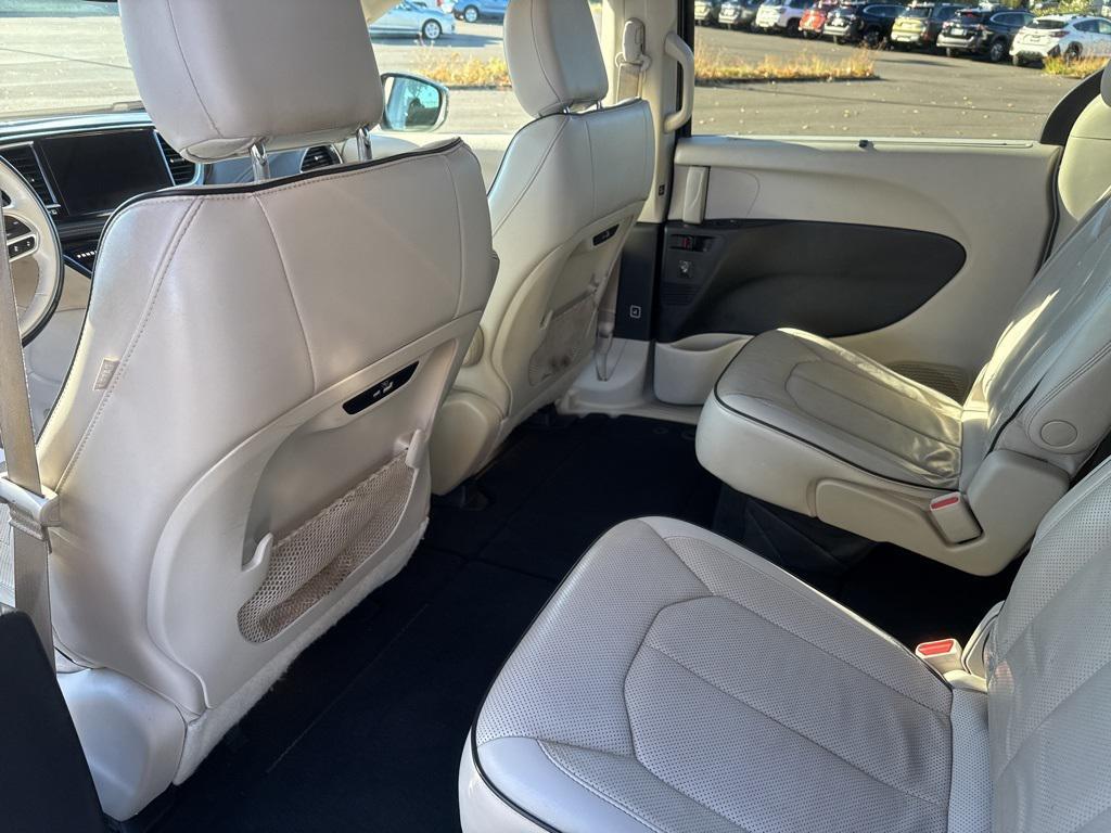 used 2021 Chrysler Pacifica car, priced at $28,986