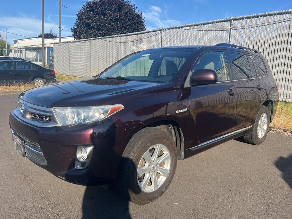 used 2013 Toyota Highlander Hybrid car, priced at $13,920