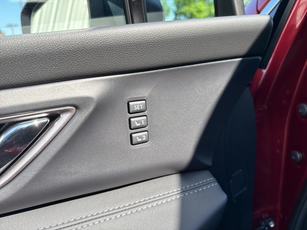 new 2025 Subaru Ascent car, priced at $50,704
