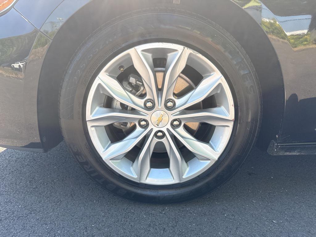 used 2023 Chevrolet Malibu car, priced at $16,987
