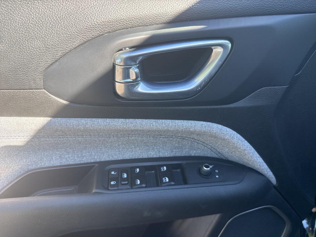 used 2024 Jeep Compass car, priced at $21,399