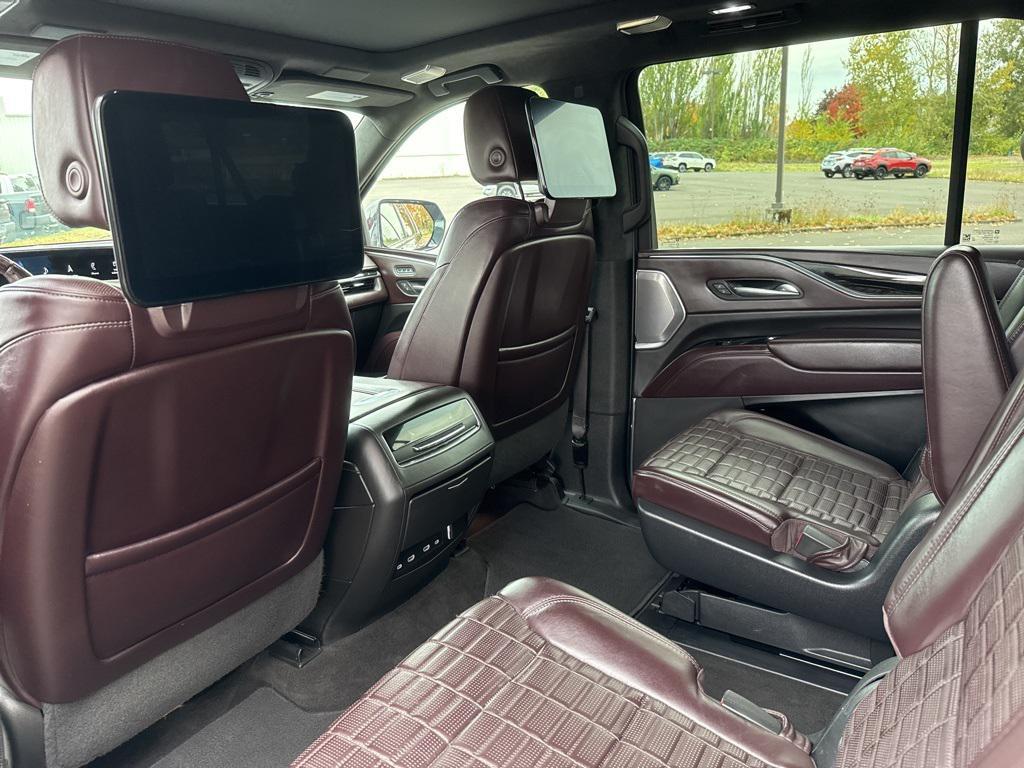 used 2022 Cadillac Escalade ESV car, priced at $63,267