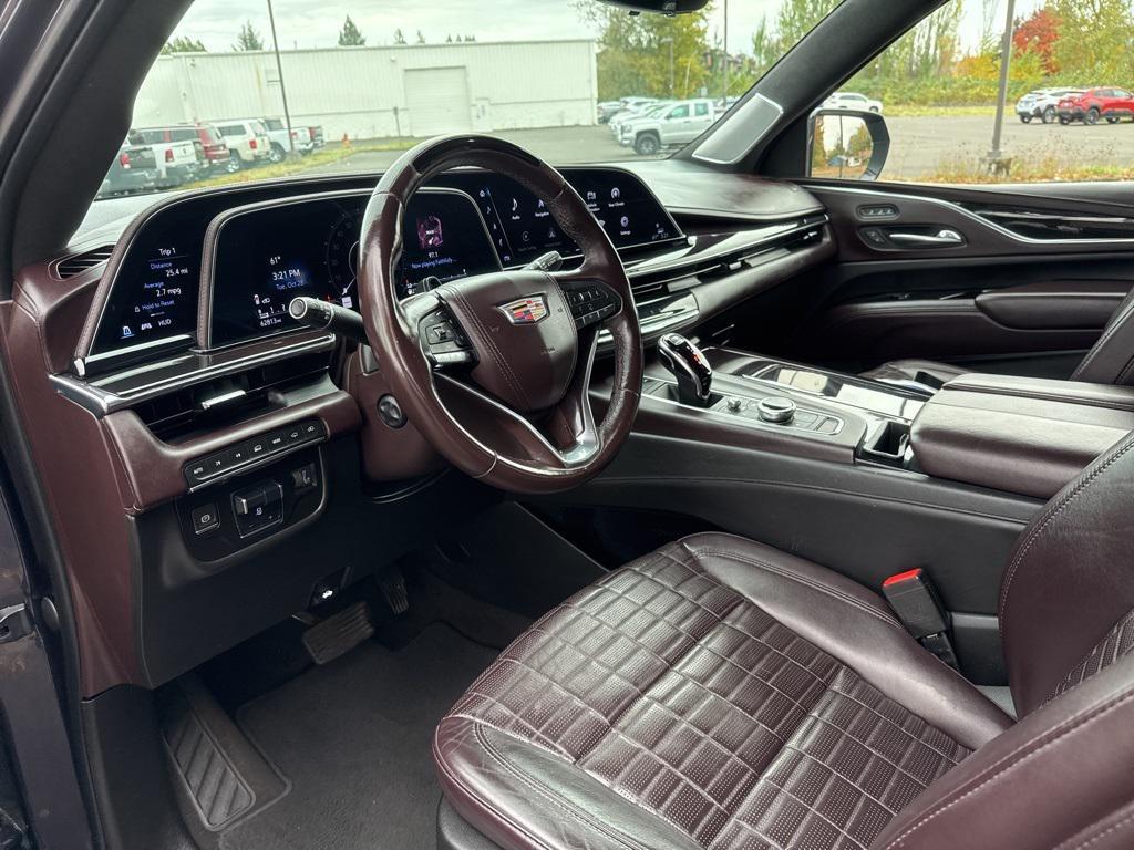 used 2022 Cadillac Escalade ESV car, priced at $63,267