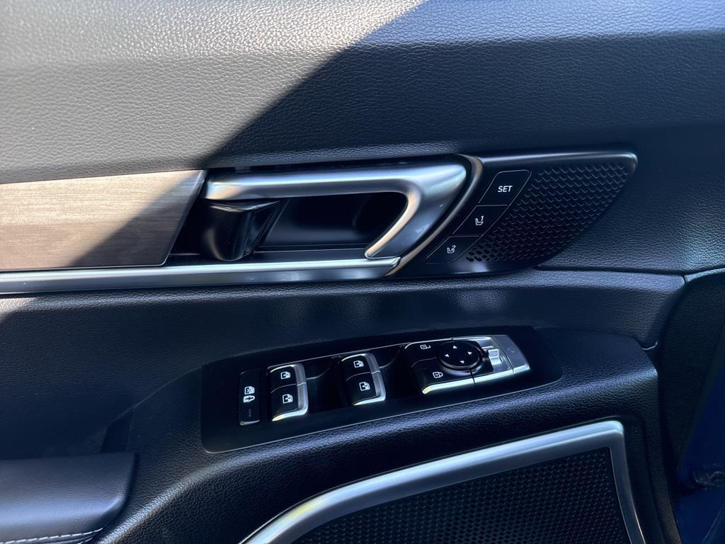 used 2024 Kia Telluride car, priced at $44,568