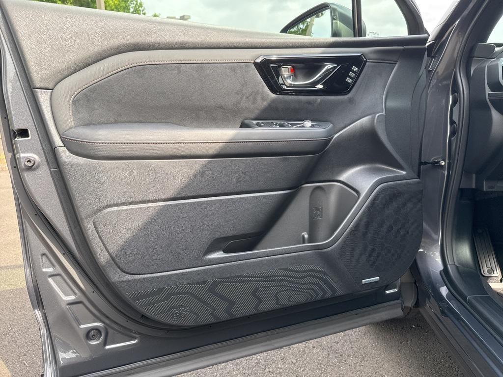 new 2025 Subaru Forester car, priced at $44,228