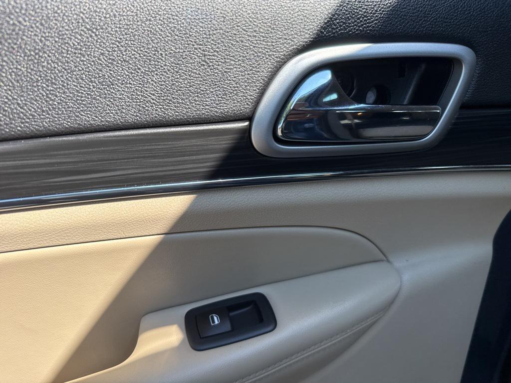 used 2020 Jeep Grand Cherokee car, priced at $22,497