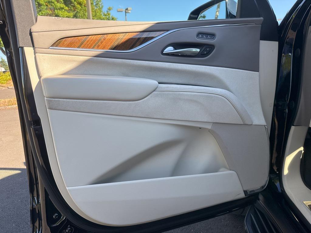 used 2022 Cadillac Escalade car, priced at $69,986