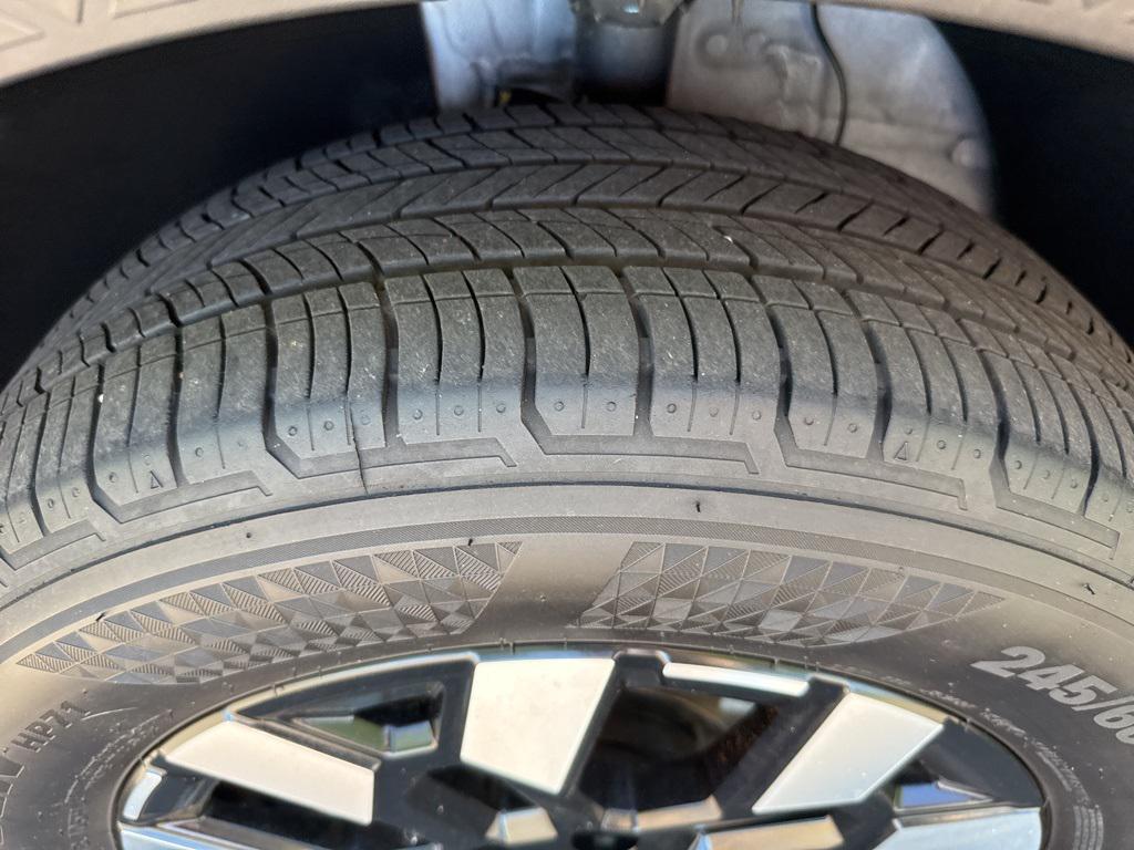 used 2025 Hyundai SANTA CRUZ car, priced at $26,428