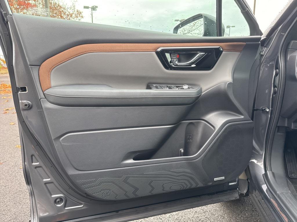 new 2026 Subaru Forester car, priced at $40,243