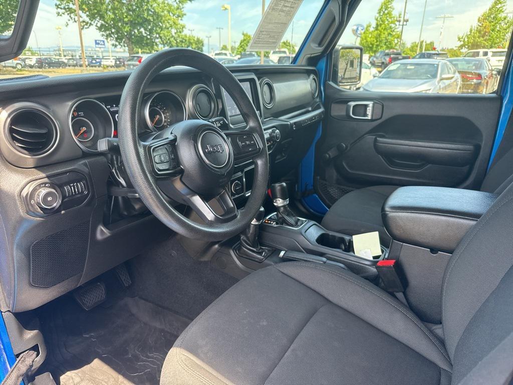 used 2022 Jeep Wrangler Unlimited car, priced at $31,640
