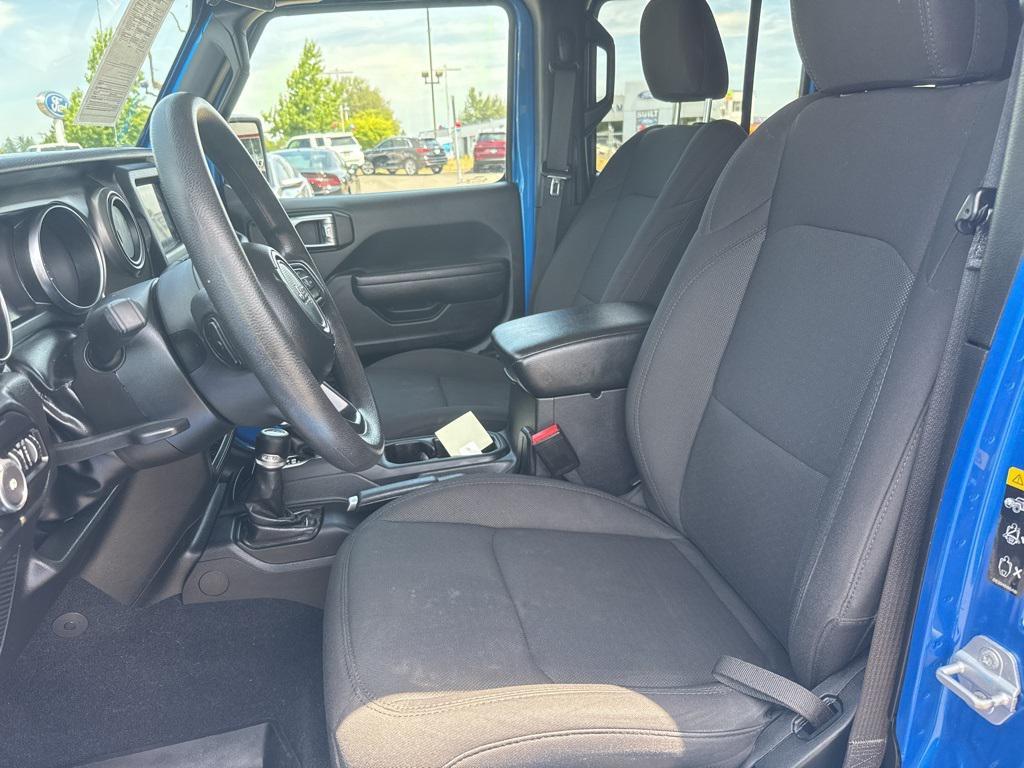 used 2022 Jeep Wrangler Unlimited car, priced at $31,640