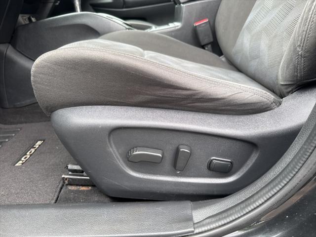 used 2016 Nissan Rogue car, priced at $13,958