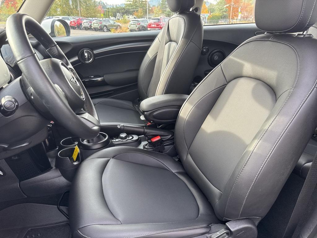 used 2023 MINI Hardtop car, priced at $24,990