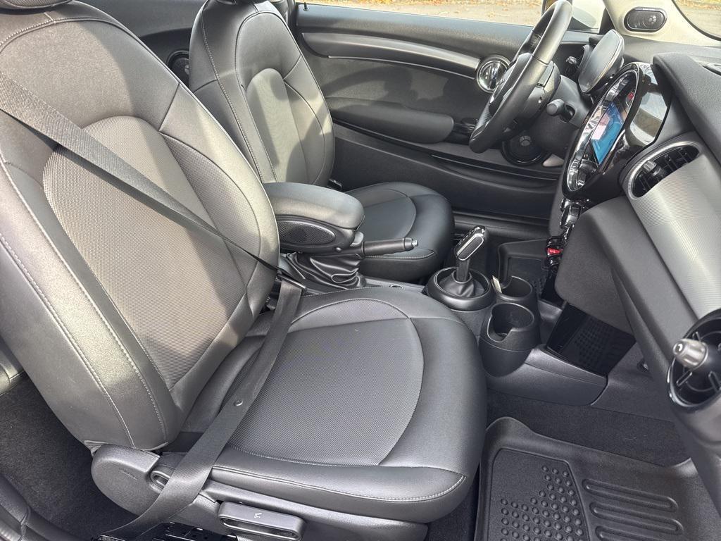 used 2023 MINI Hardtop car, priced at $24,990