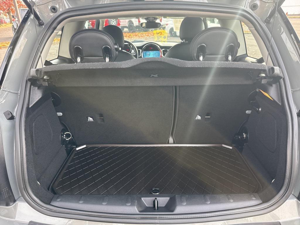 used 2023 MINI Hardtop car, priced at $24,990