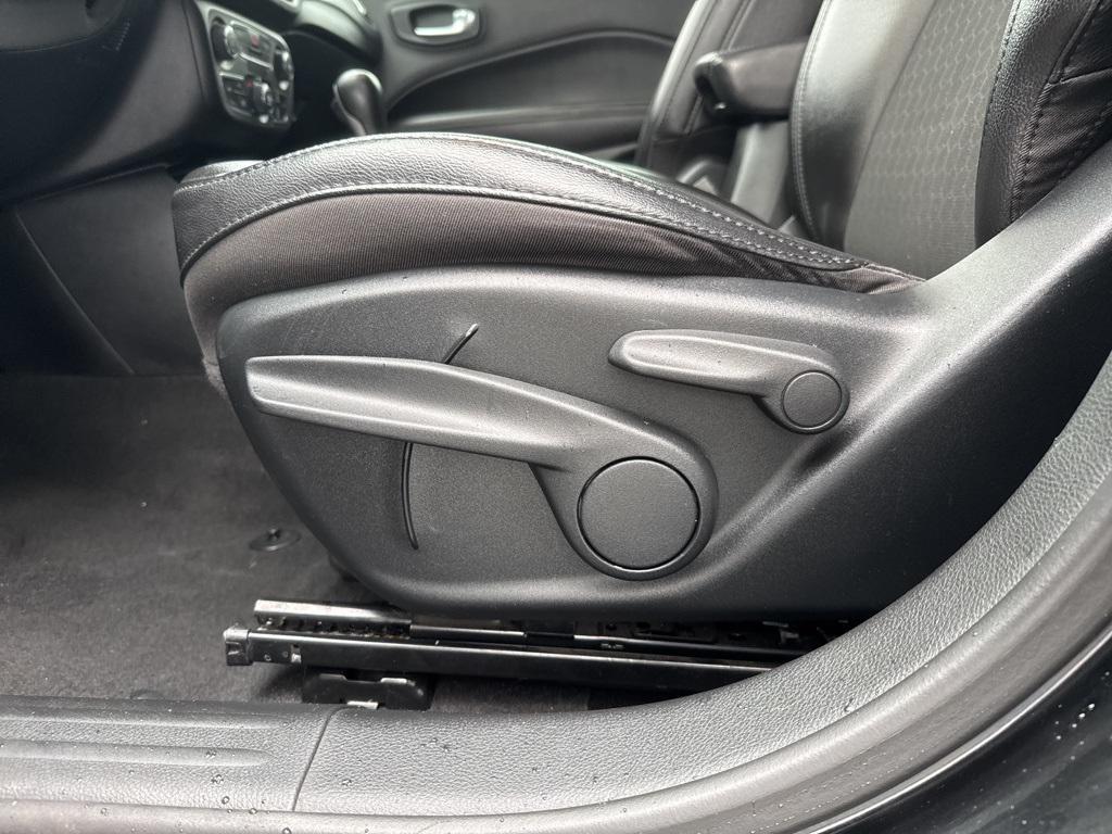 used 2020 Jeep Compass car, priced at $18,987