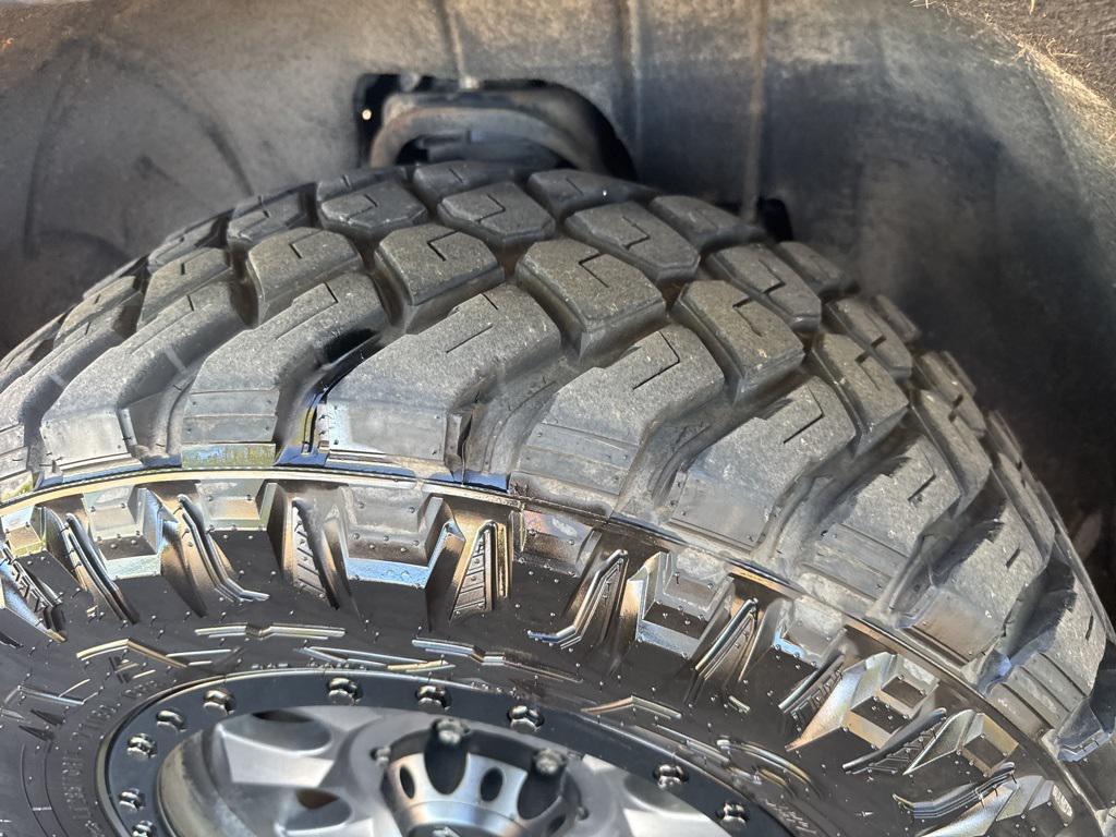 used 2018 GMC Sierra 1500 car, priced at $17,995