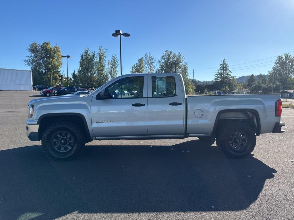 used 2018 GMC Sierra 1500 car, priced at $17,995