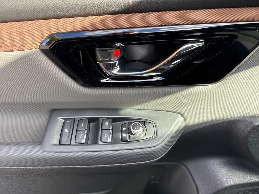 new 2025 Subaru Forester Hybrid car, priced at $42,128