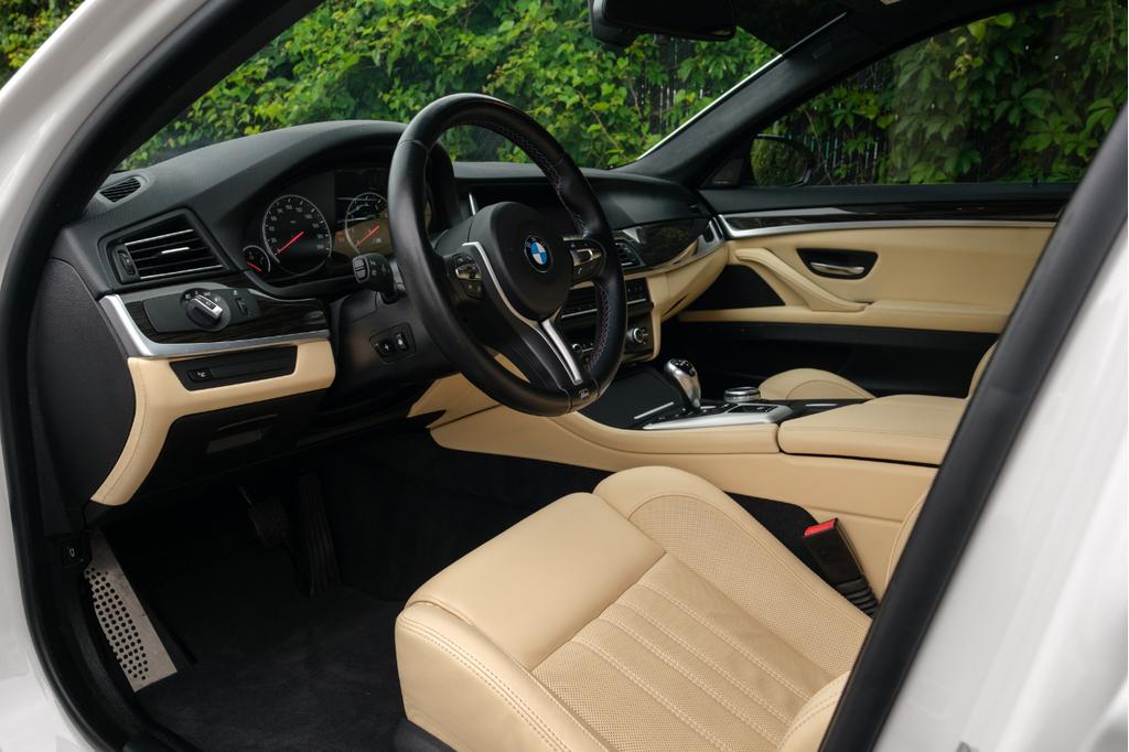 used 2015 BMW M5 car, priced at $59,900