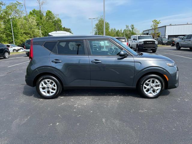 used 2020 Kia Soul car, priced at $13,988