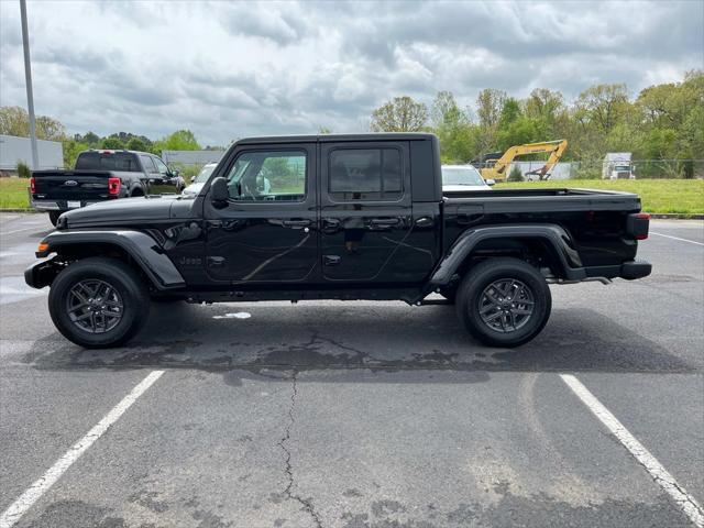 new 2024 Jeep Gladiator car, priced at $45,319