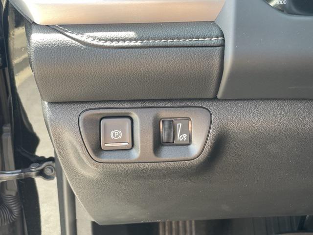used 2023 GMC Acadia car, priced at $30,000