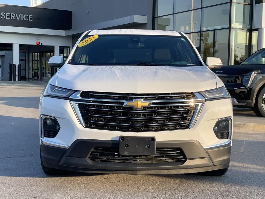 used 2023 Chevrolet Traverse car, priced at $23,990