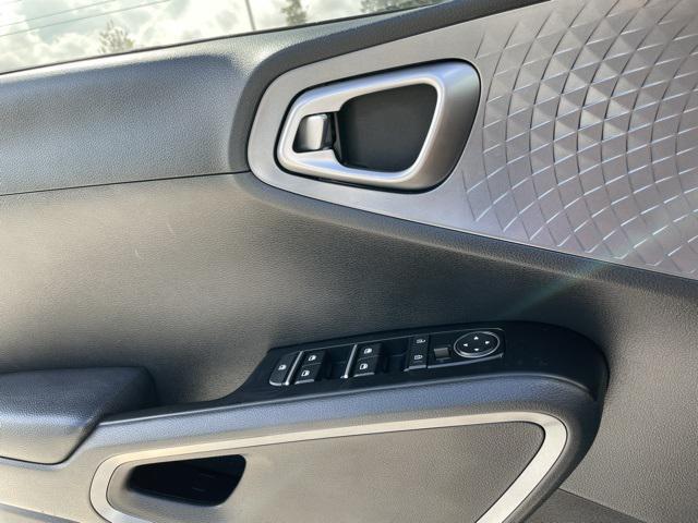 used 2021 Kia Soul car, priced at $15,500