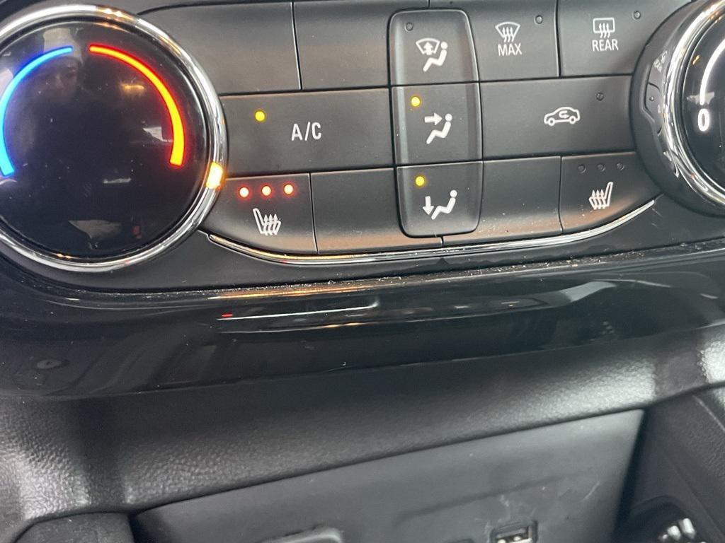 used 2024 Chevrolet TrailBlazer car, priced at $25,090