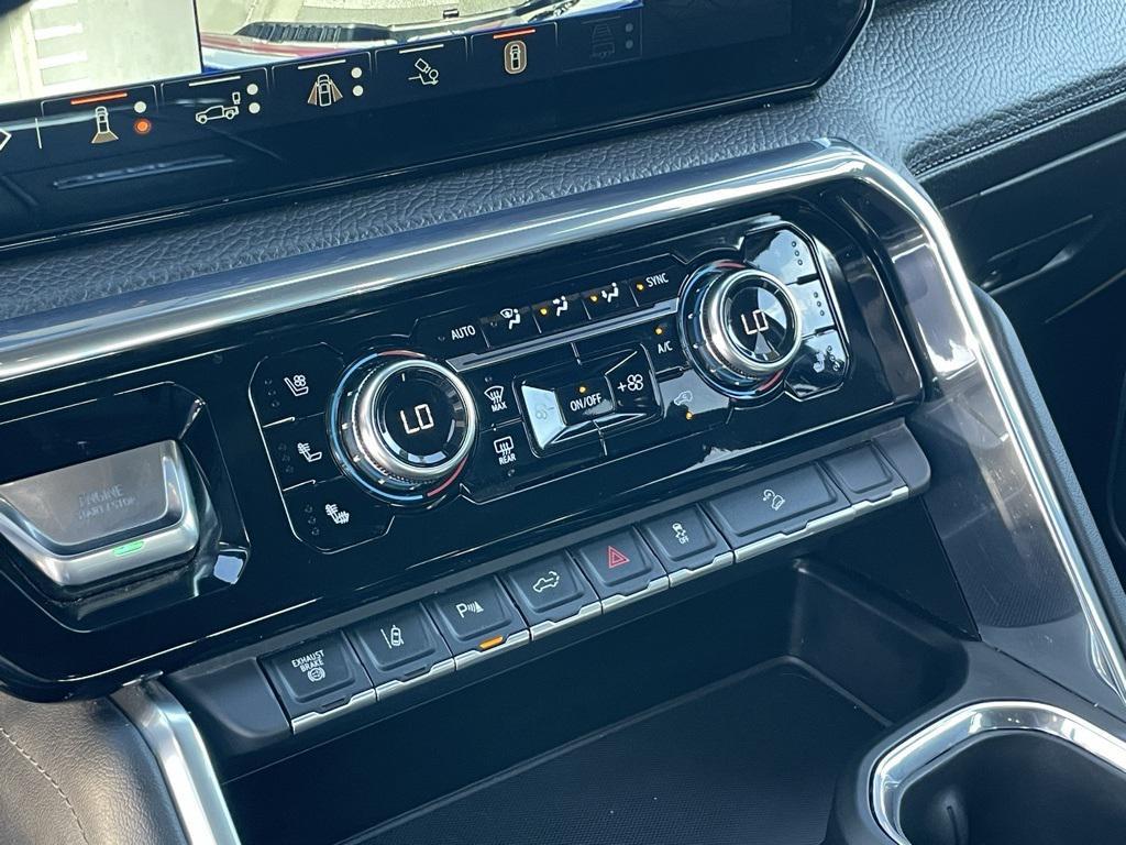 used 2024 GMC Sierra 2500 car, priced at $70,390