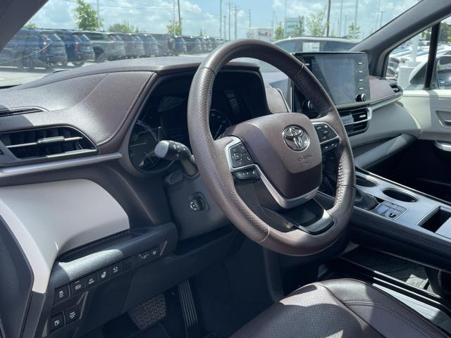 used 2023 Toyota Sienna car, priced at $53,900