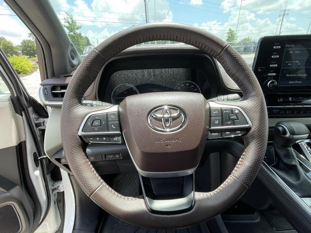 used 2023 Toyota Sienna car, priced at $53,900