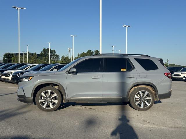 used 2025 Honda Pilot car