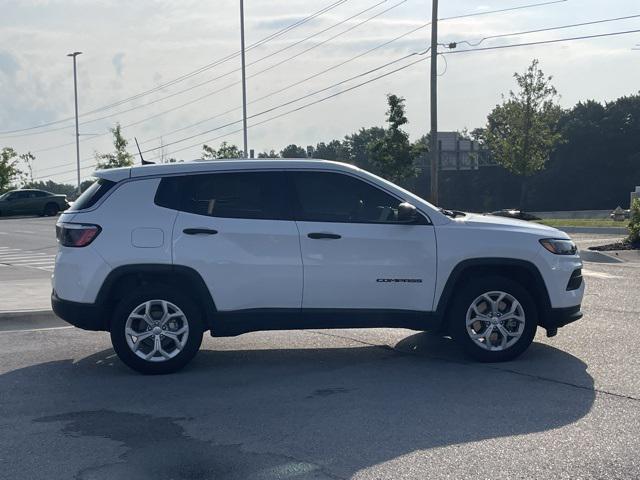 used 2025 Jeep Compass car, priced at $25,000
