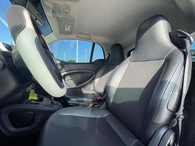 used 2016 smart ForTwo car, priced at $10,250