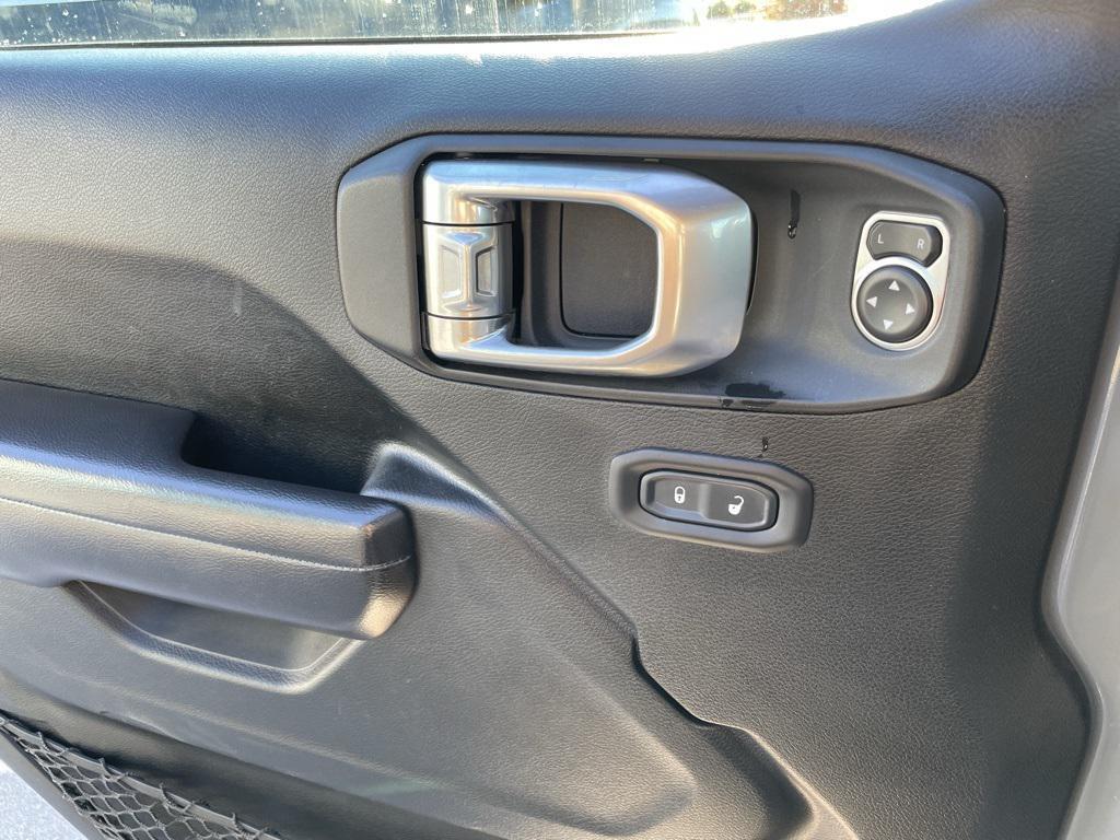 used 2020 Jeep Wrangler Unlimited car, priced at $31,490