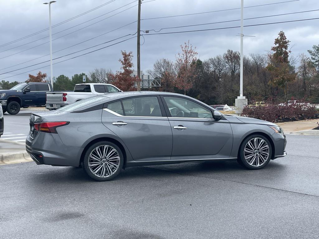 used 2023 Nissan Altima car, priced at $19,290