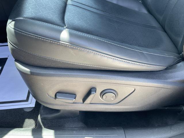 used 2023 Kia Sorento car, priced at $30,000