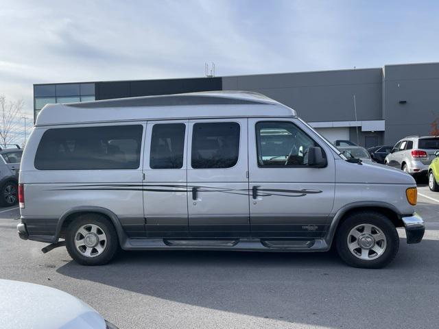 used 2004 Ford E150 car, priced at $8,000