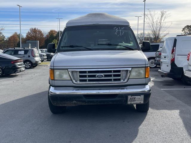 used 2004 Ford E150 car, priced at $8,000