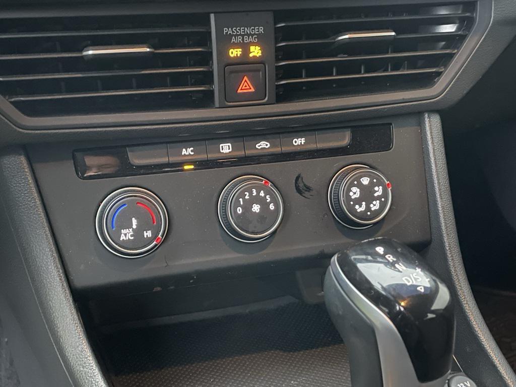 used 2024 Volkswagen Jetta car, priced at $19,590