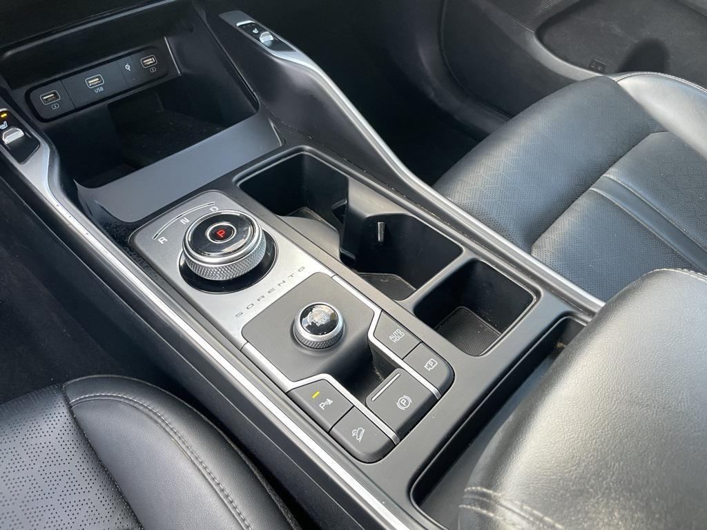 used 2021 Kia Sorento Hybrid car, priced at $19,190