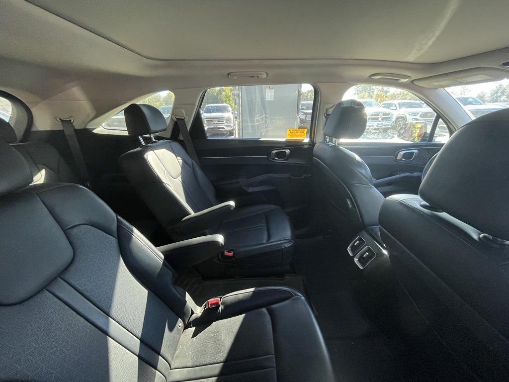 used 2021 Kia Sorento Hybrid car, priced at $21,590