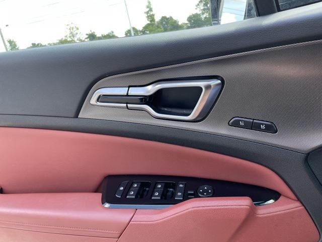 used 2025 Kia Sportage car, priced at $31,000