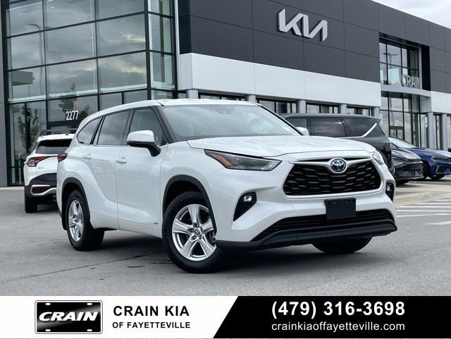 used 2022 Toyota Highlander Hybrid car, priced at $36,590