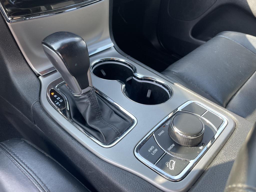 used 2021 Jeep Grand Cherokee car, priced at $27,990