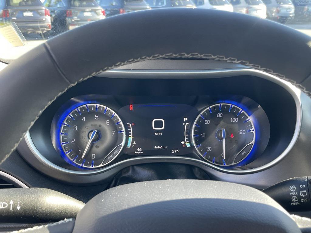 used 2024 Chrysler Pacifica car, priced at $31,990