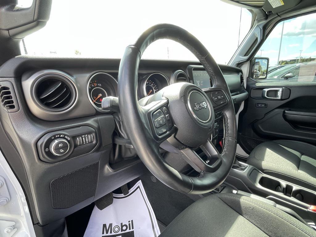 used 2022 Jeep Gladiator car, priced at $30,590