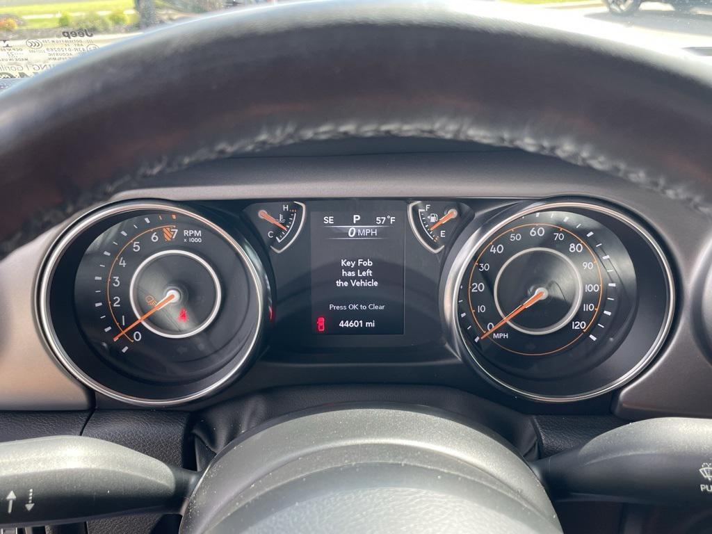 used 2022 Jeep Gladiator car, priced at $30,590